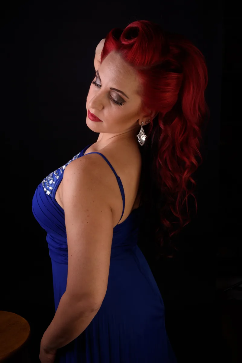 Cassie Shoot 21000.jpg